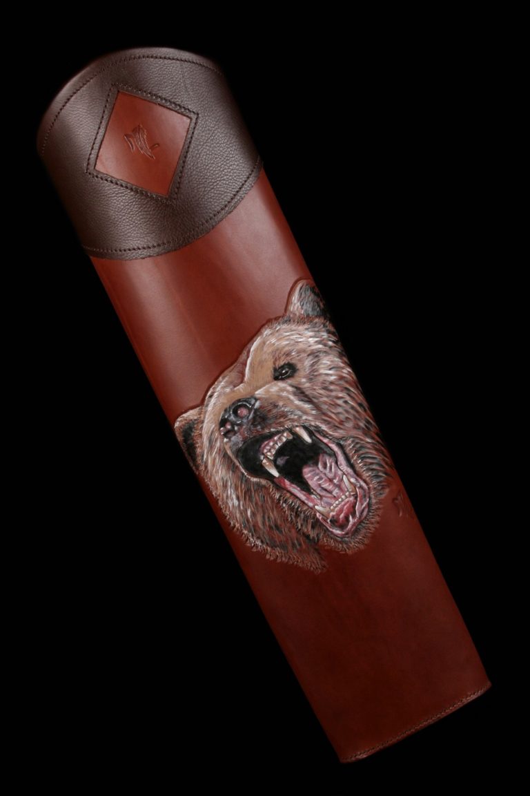 Back quiver "Furious bear" Maryline Lecourtier. Artisan du cuir