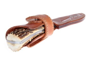 Etui cuir et bois de chevreuil, leather sheath and antler deer